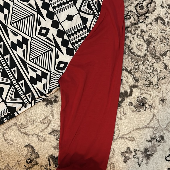 Selling brand new Lula Roe shirt. - Picture 3 of 5